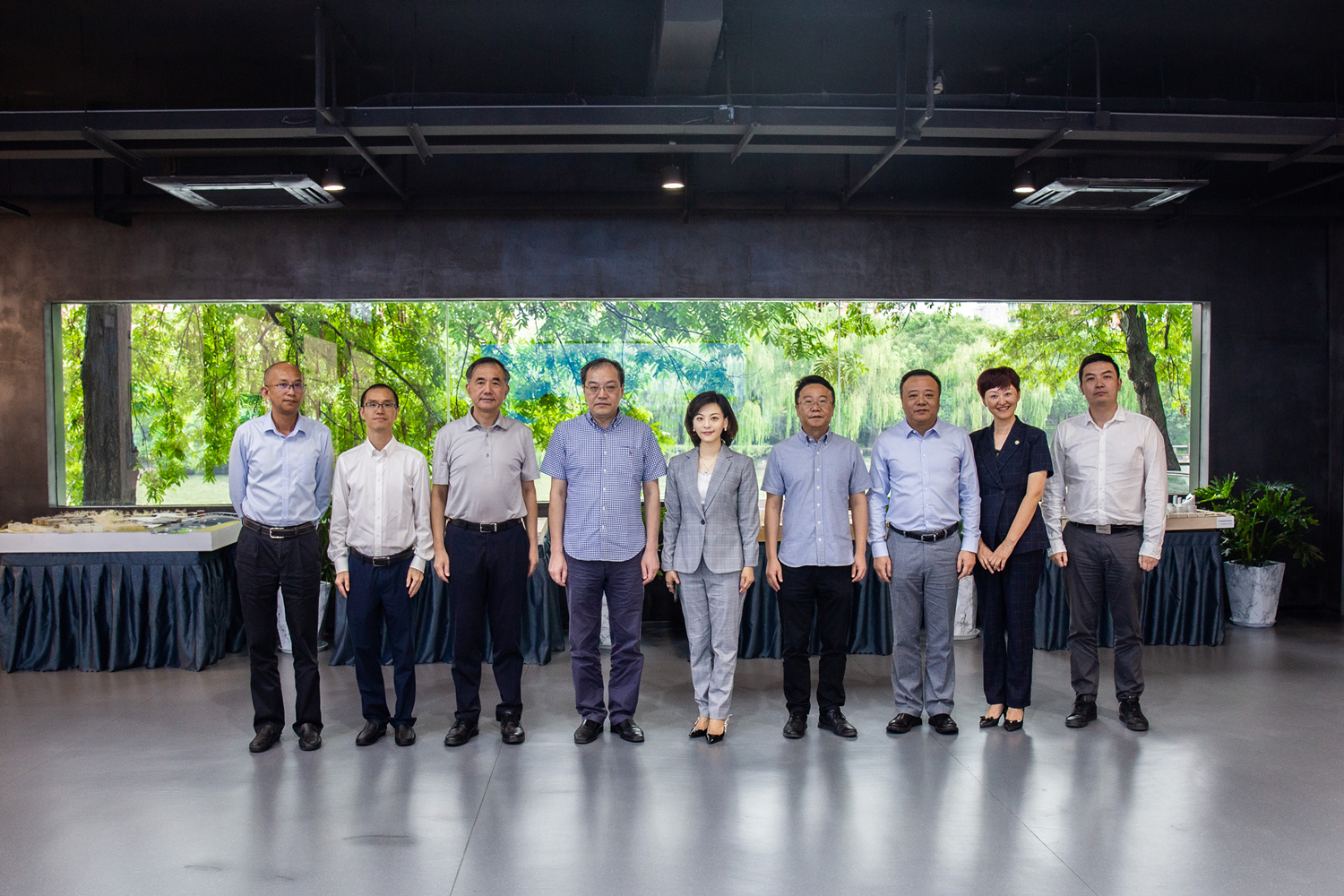 赋能共赢 启行未来 | 918博天堂物业服务集团与杭州运河集团、杭州旅游集团签署合作协议